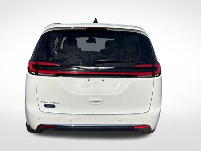 Used 2024 Chrysler Pacifica - photo 6