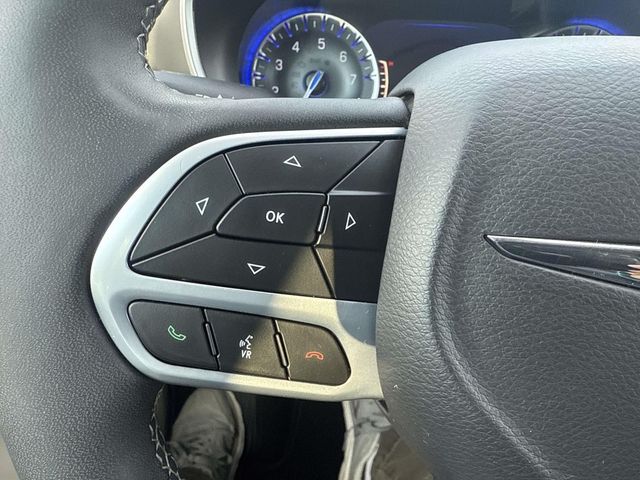 Used 2024 Chrysler Pacifica - photo 37