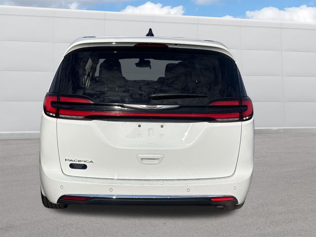 Used 2024 Chrysler Pacifica - photo 6