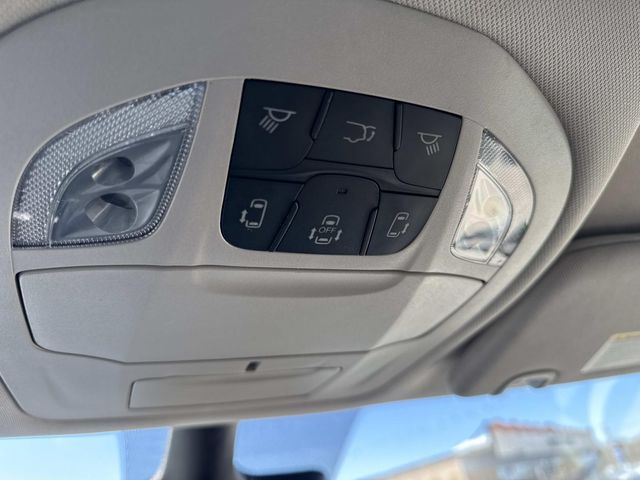 Used 2024 Chrysler Pacifica - photo 28