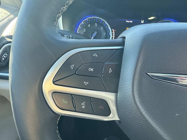 Used 2024 Chrysler Pacifica - photo 31