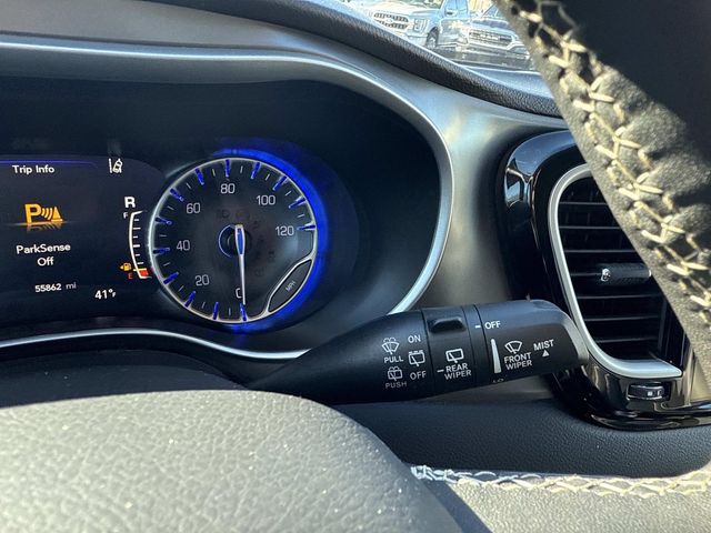 Used 2024 Chrysler Pacifica - photo 32