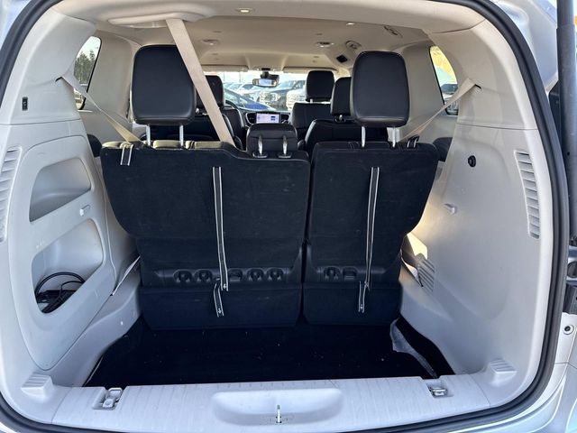 Used 2024 Chrysler Pacifica - photo 8