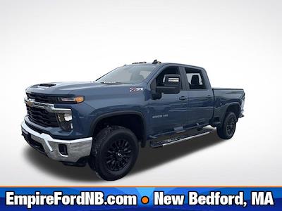 Used 2024 Chevrolet Silverado 2500 - photo 1