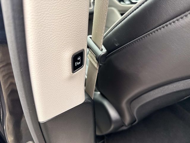 Used 2023 Chrysler Pacifica - photo 22
