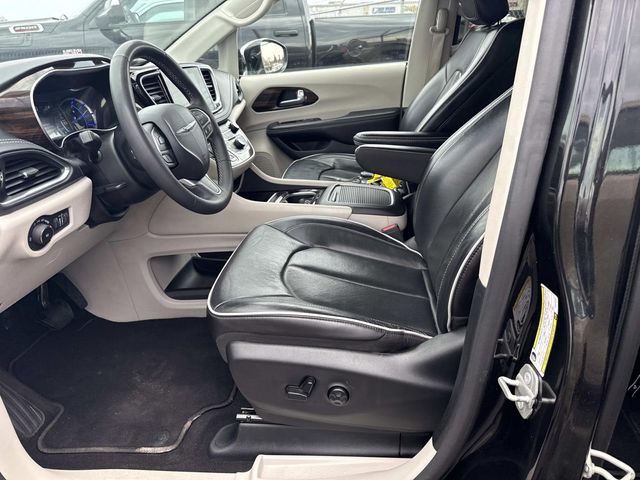 Used 2023 Chrysler Pacifica - photo 25
