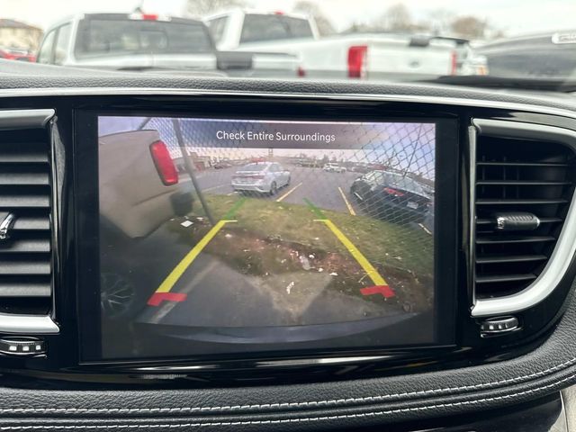 Used 2023 Chrysler Pacifica - photo 32