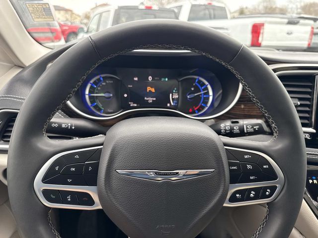 Used 2023 Chrysler Pacifica - photo 36