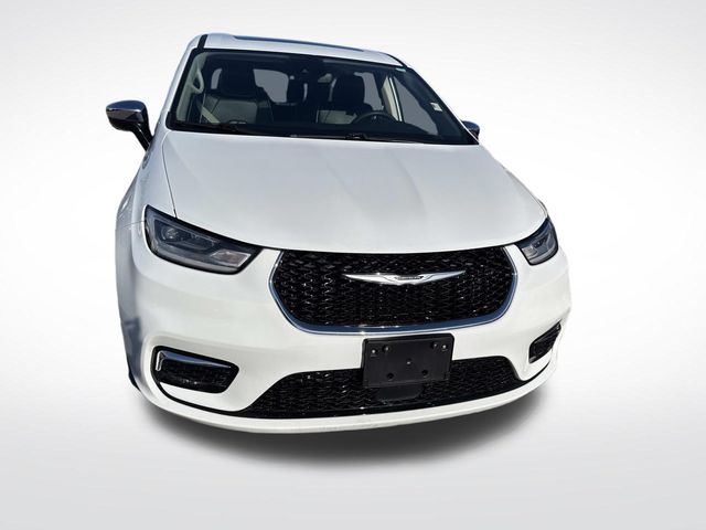 Used 2023 Chrysler Pacifica - photo 13