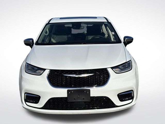 Used 2023 Chrysler Pacifica - photo 14