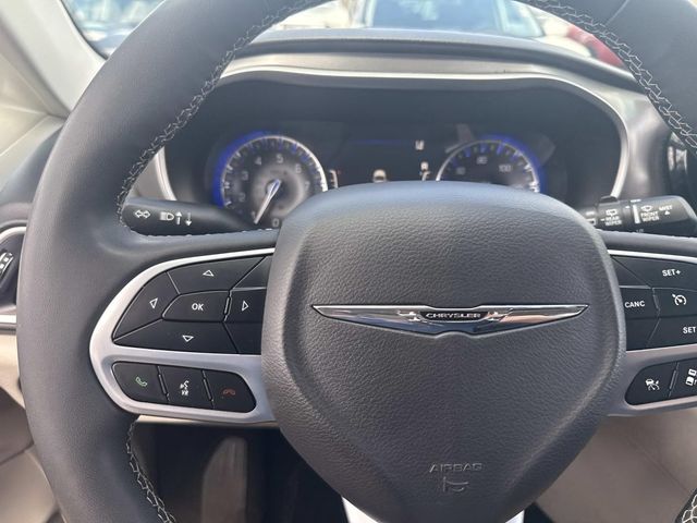 Used 2024 Chrysler Pacifica - photo 28