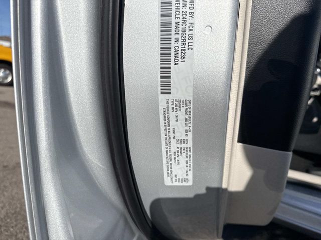 Used 2024 Chrysler Pacifica - photo 23