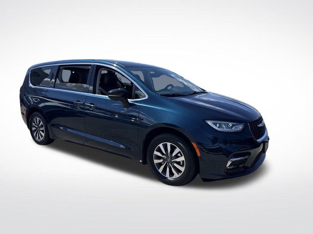Used 2024 Chrysler Pacifica - photo 12