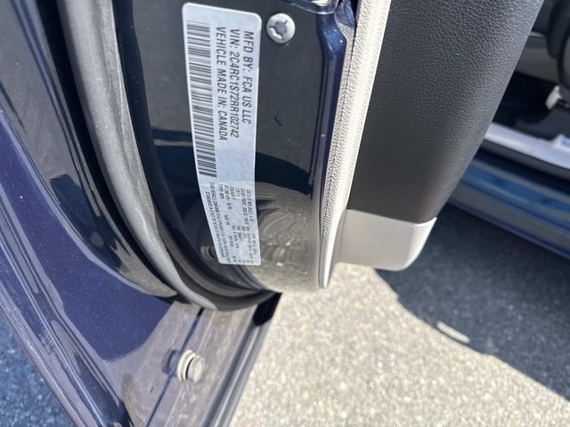 Used 2024 Chrysler Pacifica - photo 22