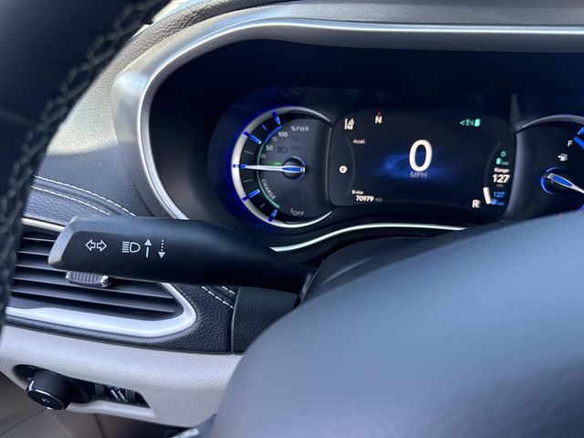 Used 2024 Chrysler Pacifica - photo 33