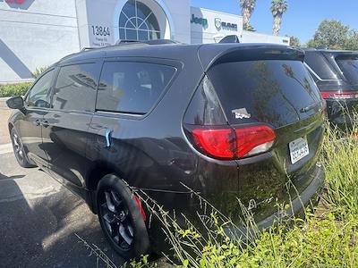2018 Chrysler Pacifica FWD Minivan for sale #C25056A - photo 2