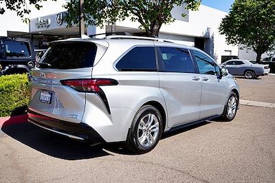 2022 Toyota Sienna FWD Minivan for sale #CP25343 - photo 2