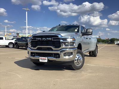 New 2026 Ram 3500 Lone Star Crew Cab 4x4 DRW Pickup for sale #TG179259 - photo 2