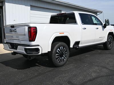 New 2025 GMC Sierra 2500 Denali Ultimate Crew Cab 4x4 Pickup for sale #06T3545 - photo 2