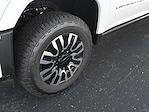 New 2025 GMC Sierra 2500 Denali Ultimate Crew Cab 4x4 Pickup for sale #06T3545 - photo 10