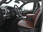 New 2025 GMC Sierra 2500 Denali Ultimate Crew Cab 4x4 Pickup for sale #06T3545 - photo 16