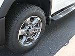 New 2025 GMC Sierra 2500 SLT Crew Cab 4WD Pickup for sale #06T3646 - photo 13