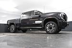 New 2025 GMC Sierra 2500 Denali Ultimate Crew Cab 4x4 Pickup for sale #06T3718 - photo 39
