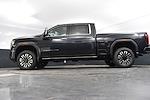 New 2025 GMC Sierra 2500 Denali Ultimate Crew Cab 4x4 Pickup for sale #06T3718 - photo 43