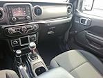 2021 Jeep Gladiator Crew Cab 4x4 Pickup for sale #308883 - photo 16
