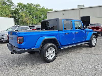 2022 Jeep Gladiator Crew Cab 4x4 Pickup for sale #309008 - photo 2
