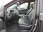 Used 2025 Chrysler Pacifica Select Minivan for sale #309172 - photo 15