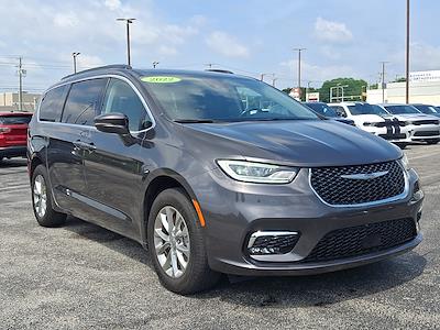 2022 Chrysler Pacifica AWD Minivan for sale #309501 - photo 2