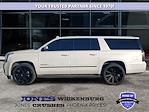 2017 GMC Yukon XL 4WD SUV for sale #C5934 - photo 2