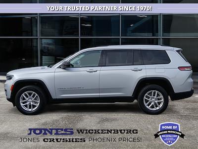 Used 2023 Jeep Grand Cherokee L Laredo for sale #P4047 - photo 2