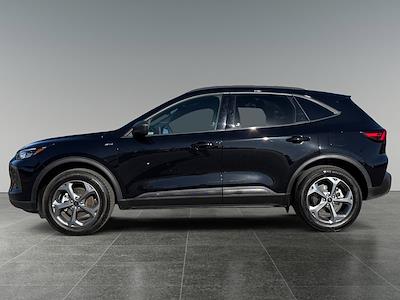 Used 2025 Ford Escape - photo 1
