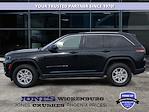 Used 2024 Jeep Grand Cherokee Laredo for sale #T2096 - photo 3