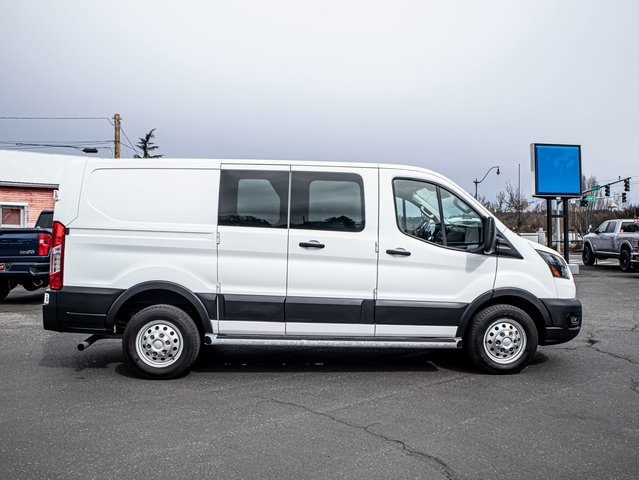 Used 2023 Ford Transit 250 - photo 5