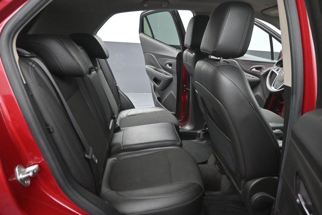 Used 2017 Buick Encore - photo 2