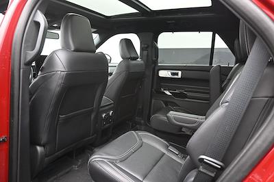 Used 2021 Ford Explorer - photo 2