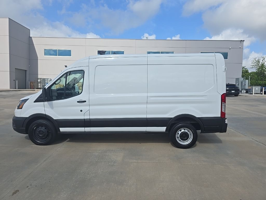 Used 2023 Ford Transit 250 - photo 9