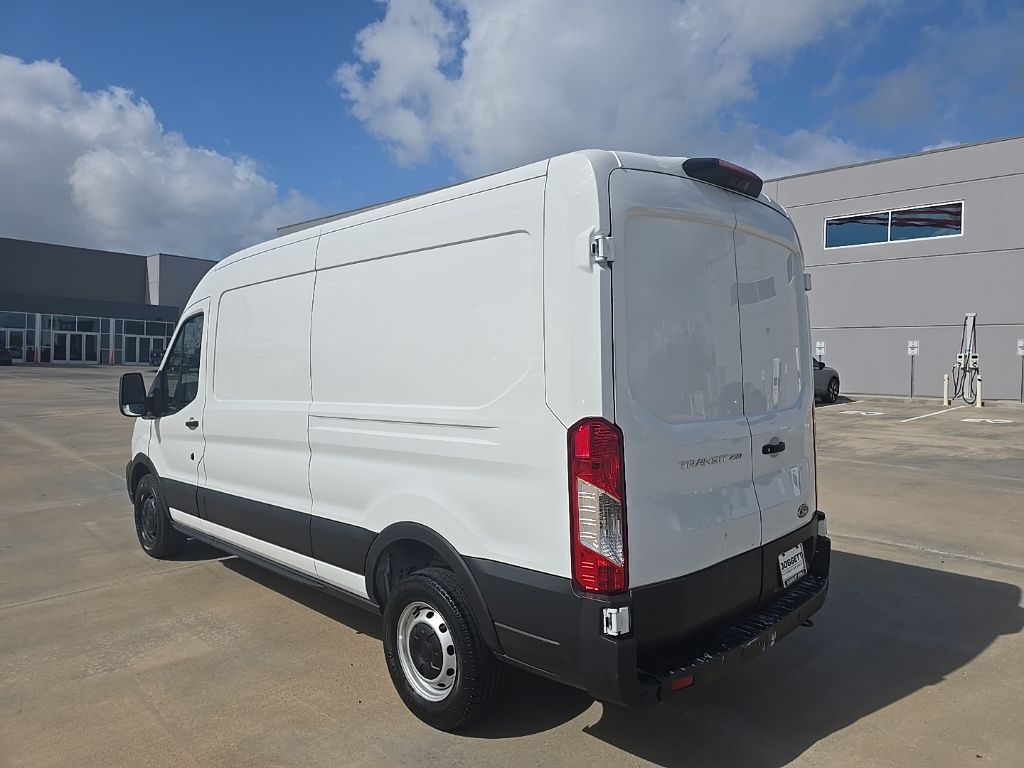 Used 2023 Ford Transit 250 - photo 5