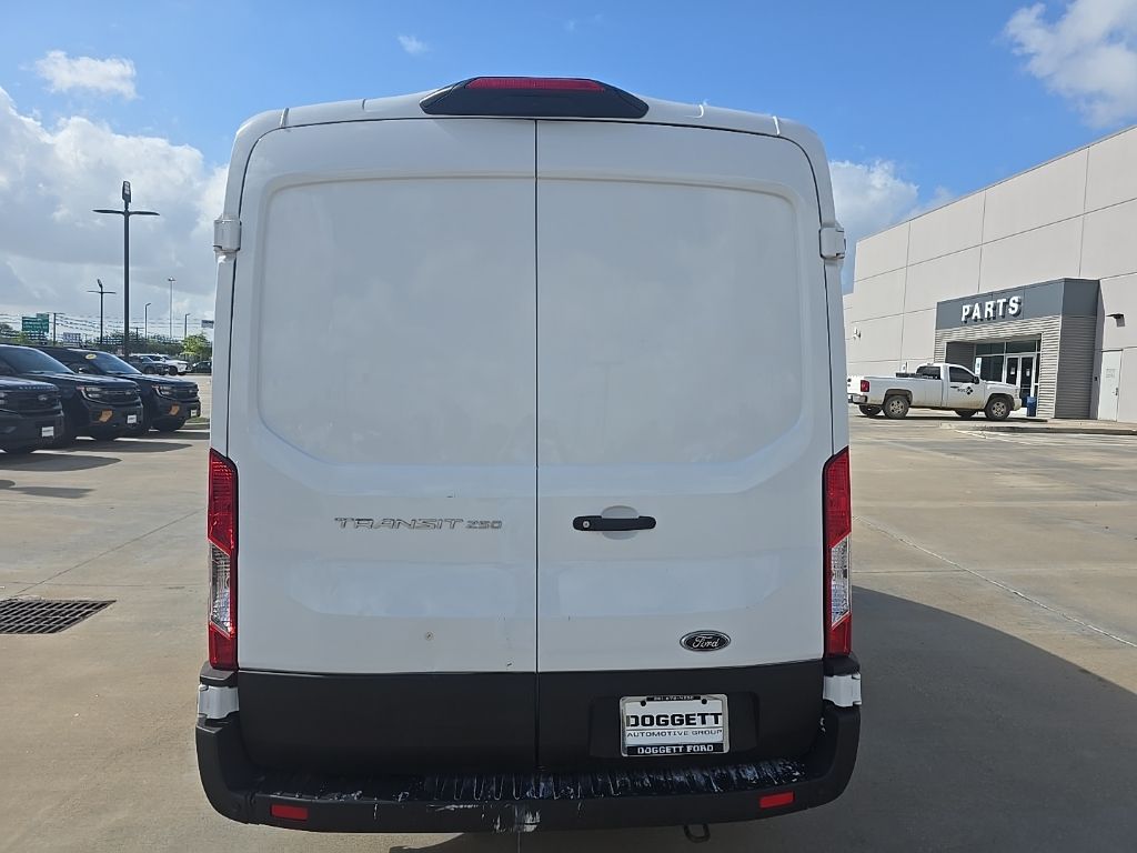 Used 2023 Ford Transit 250 - photo 10