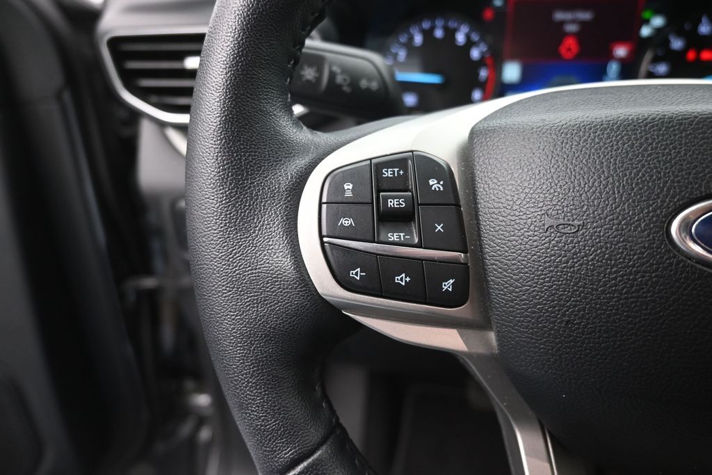 Used 2024 Ford Explorer - photo 11