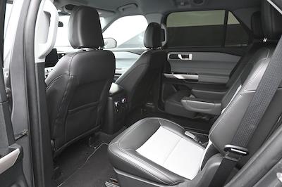 Used 2024 Ford Explorer - photo 2