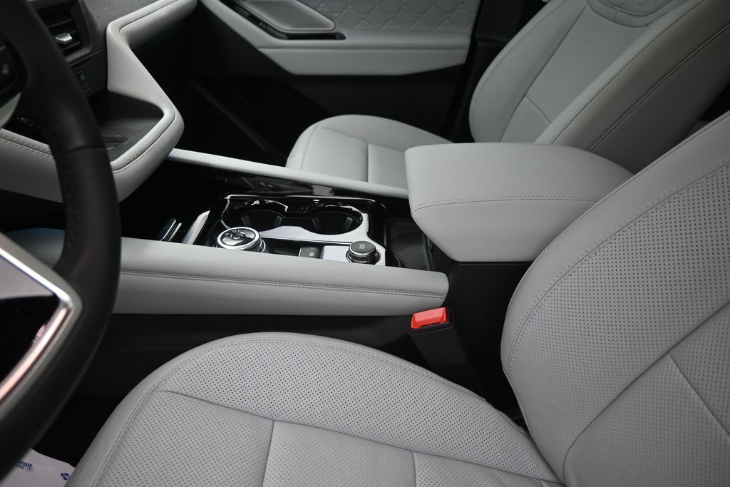 Used 2025 Ford Explorer - photo 23