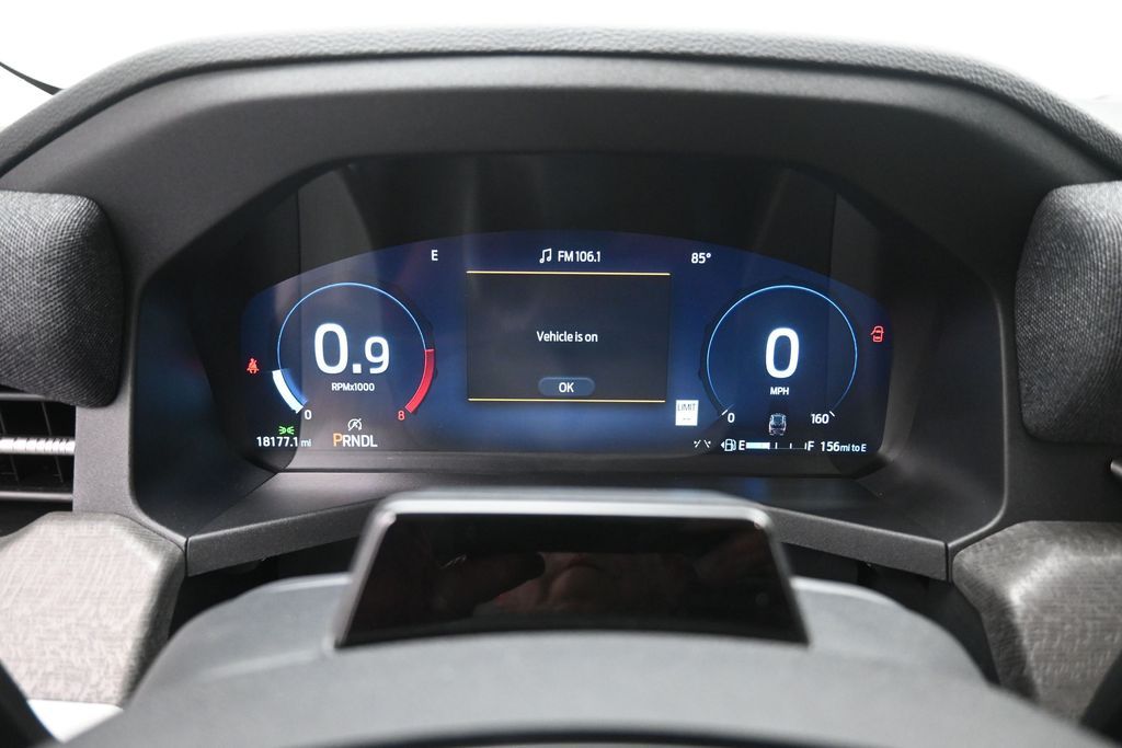 Used 2025 Ford Explorer - photo 33