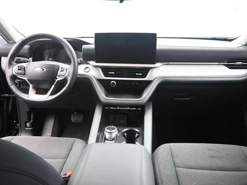 Used 2025 Ford Explorer - photo 18