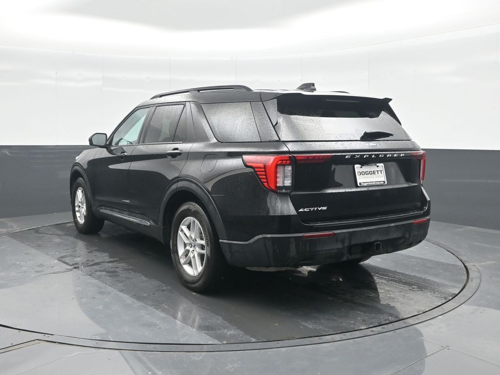 Used 2025 Ford Explorer - photo 24