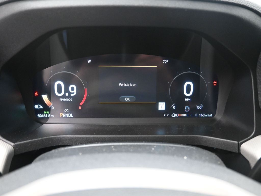 Used 2025 Ford Explorer - photo 8