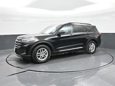 Used 2025 Ford Explorer - photo 1